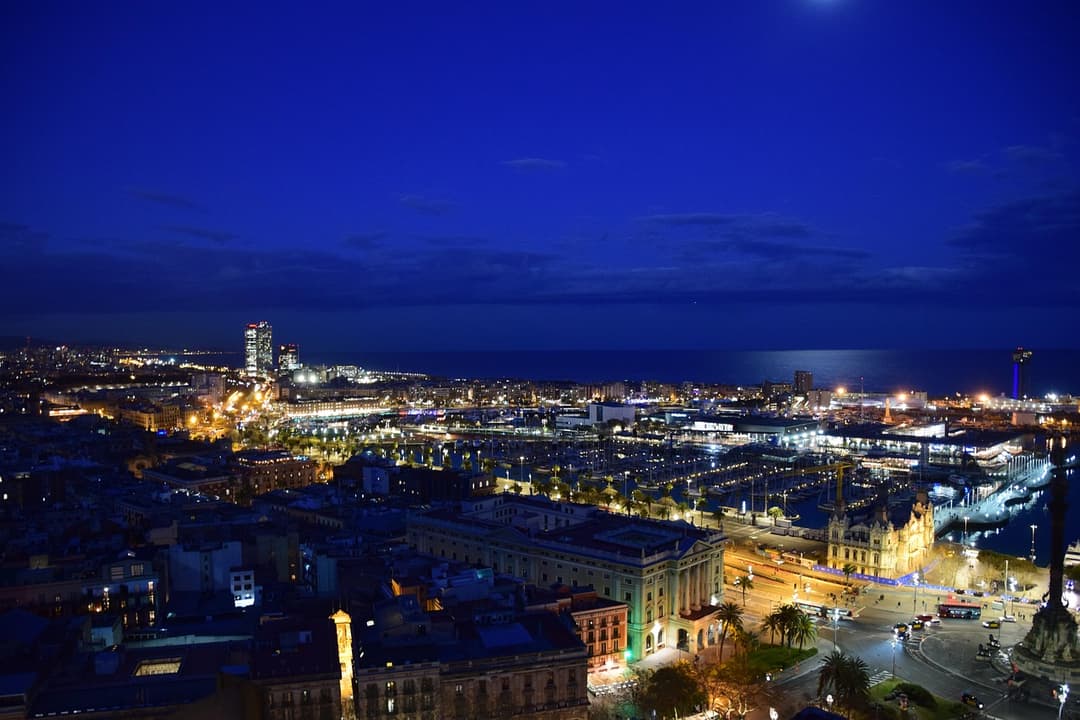Bercelona City Suites Deluxe Hotel